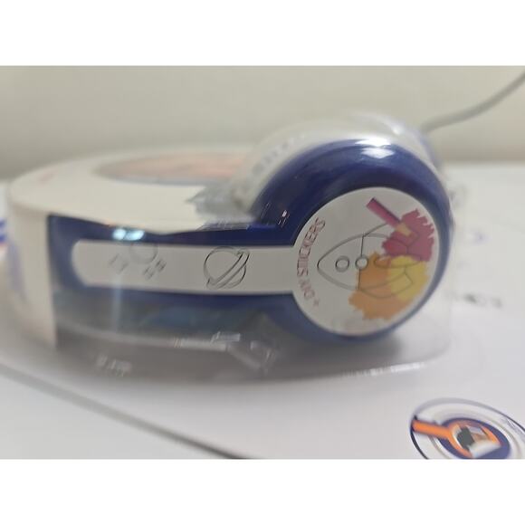 BuddyPhones DiscoverFun Wired Kids Headphones - Picture 3 of 4